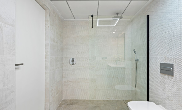 Herverkoop - 3. Vrijstaande villa - El Campello - El Amerador