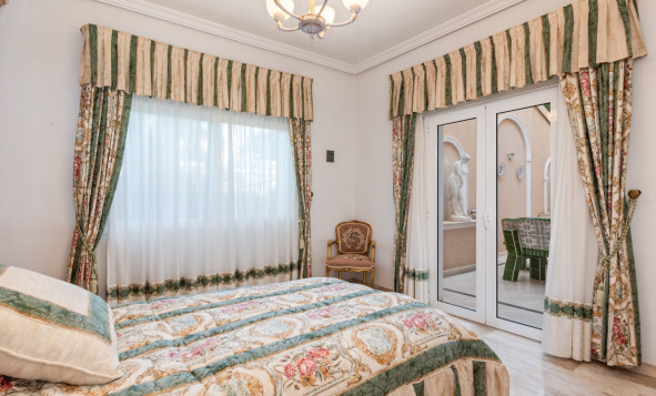 Herverkoop - 3. Vrijstaande villa - Ciudad Quesada - Costa Blanca Zuid