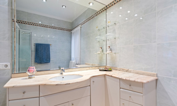 Herverkoop - 3. Vrijstaande villa - Ciudad Quesada - Costa Blanca Zuid