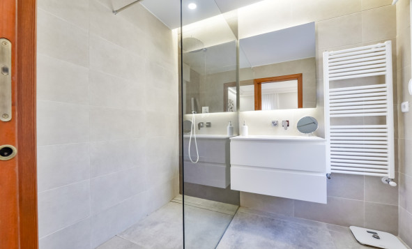 Herverkoop - 3. Vrijstaande villa - Altea - Sierra de Altea