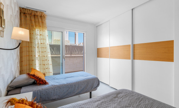 Herverkoop - 3. Vrijstaande villa - Ciudad Quesada - La Laguna