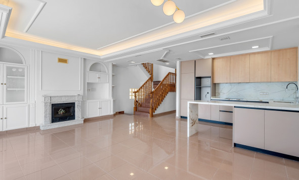 Herverkoop - 3. Vrijstaande villa - Torrevieja - Los Frutales