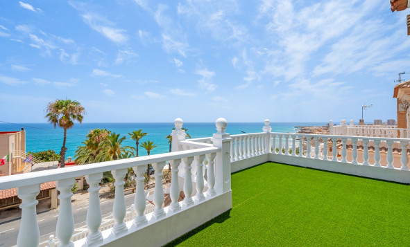 Herverkoop - 3. Vrijstaande villa - Torrevieja - Los Frutales