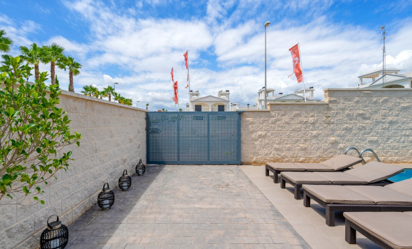 Herverkoop - 3. Vrijstaande villa - Ciudad Quesada - La Laguna