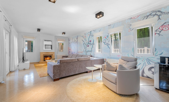 Herverkoop - 3. Vrijstaande villa - Benissa - Carrio