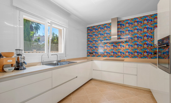 Herverkoop - 3. Vrijstaande villa - Benissa - Carrio