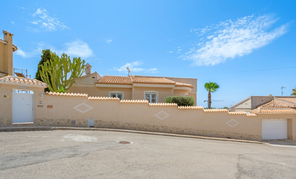 Herverkoop - 3. Vrijstaande villa - Ciudad Quesada - Costa Blanca Zuid