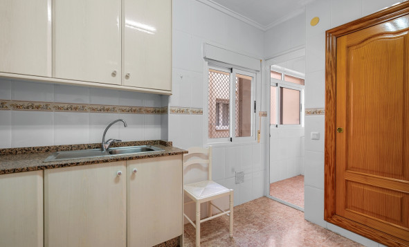 Herverkoop - 1. Appartement / flat - Torrevieja - Costa Blanca Zuid