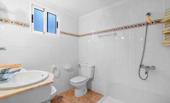 Herverkoop - 1. Appartement / flat - Torrevieja - Costa Blanca Zuid