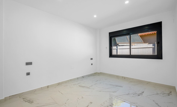 Herverkoop - 3. Vrijstaande villa - Orihuela Costa - Costa Blanca Zuid