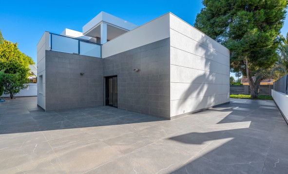 Herverkoop - 3. Vrijstaande villa - Orihuela Costa - Costa Blanca Zuid