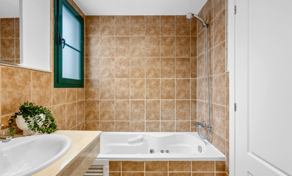 Herverkoop - 1. Appartement / flat - Finestrat - Sierra Cortina