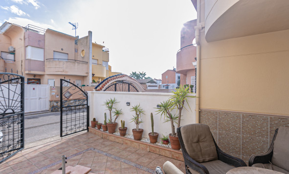 Reventa - 2. Chalet adosado - Torrevieja - Torretas