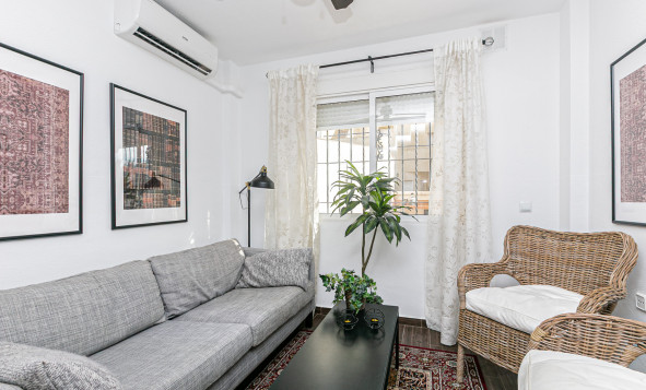 Reventa - 2. Chalet adosado - Torrevieja - Torretas