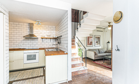 Reventa - 2. Chalet adosado - Torrevieja - Torretas