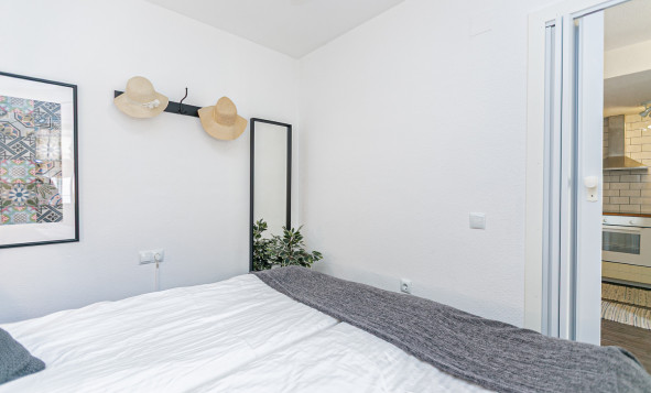 Reventa - 2. Chalet adosado - Torrevieja - Torretas