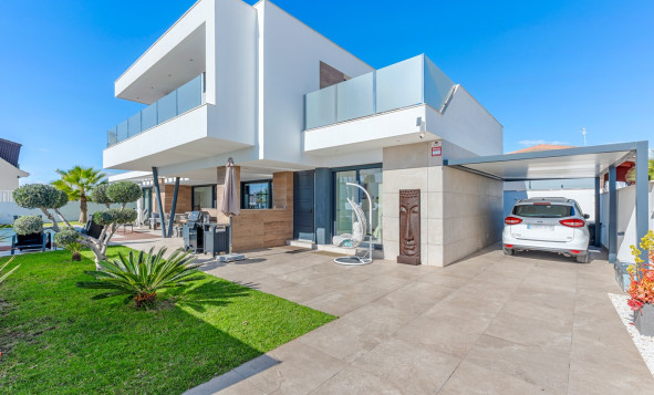 Herverkoop - 3. Vrijstaande villa - Ciudad Quesada - Costa Blanca Zuid