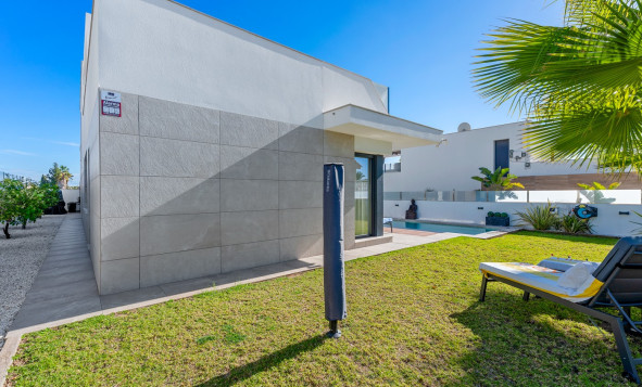 Herverkoop - 3. Vrijstaande villa - Ciudad Quesada - Costa Blanca Zuid