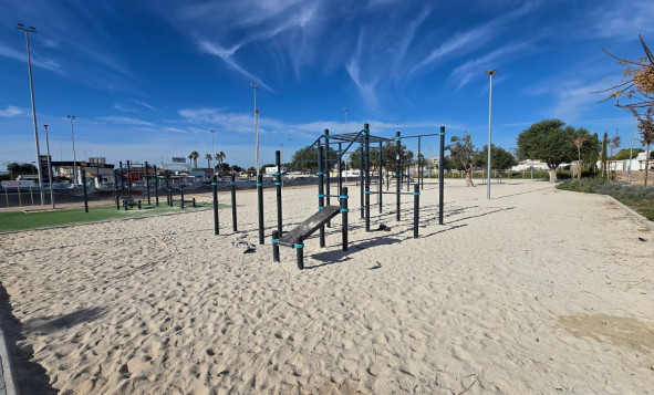 Resale - 3. Detached house - Torrevieja - El Chaparal