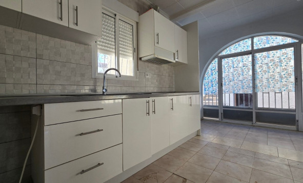 Herverkoop - 3. Vrijstaande villa - Torrevieja - Costa Blanca Zuid