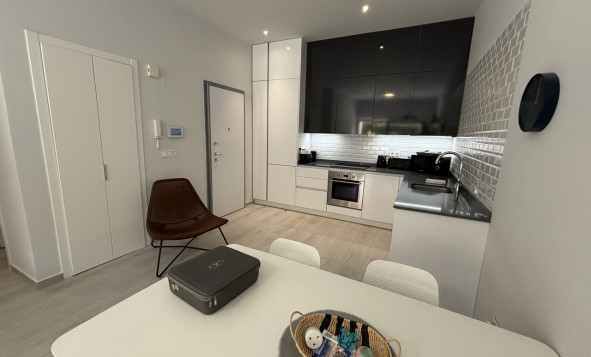 Herverkoop - 1. Appartement / flat - Villamartin - Costa Blanca Zuid