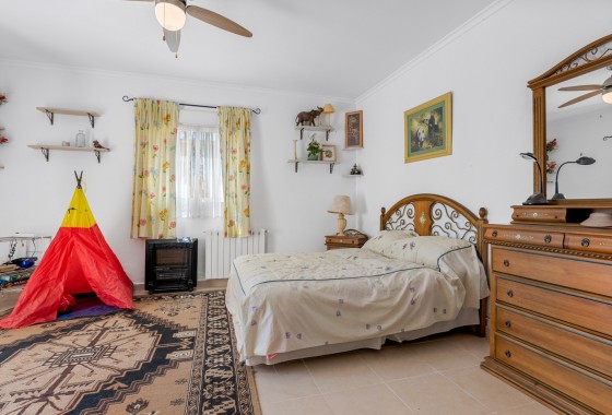 Resale - Villa - Jacarilla - Orihuela