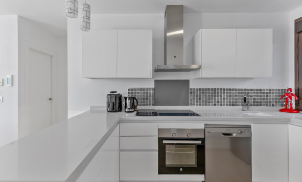 Herverkoop - 3. Vrijstaande villa - Orihuela Costa - Costa Blanca Zuid