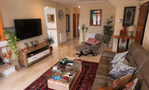 Herverkoop - 3. Vrijstaande villa - Algorfa - Costa Blanca Zuid