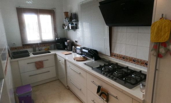 Herverkoop - 3. Vrijstaande villa - Algorfa - Costa Blanca Zuid