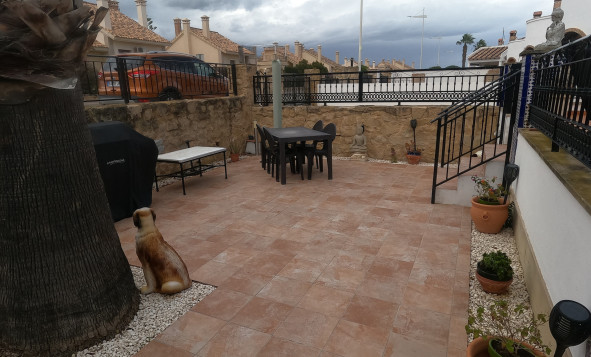 Herverkoop - 3. Vrijstaande villa - Algorfa - Costa Blanca Zuid