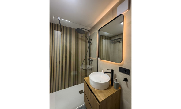 Resale - 1. Apartment / flat - Torrevieja - Costa Blanca South