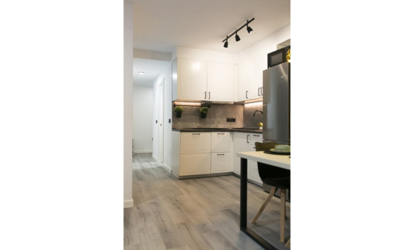 Resale - 1. Apartment / flat - Torrevieja - Costa Blanca South