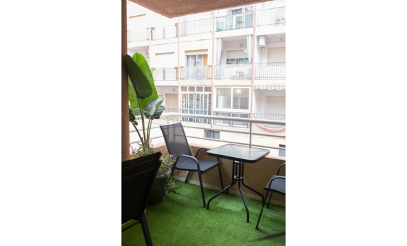 Resale - 1. Apartment / flat - Torrevieja - Costa Blanca South