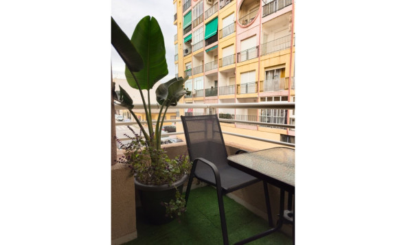 Resale - 1. Apartment / flat - Torrevieja - Costa Blanca South