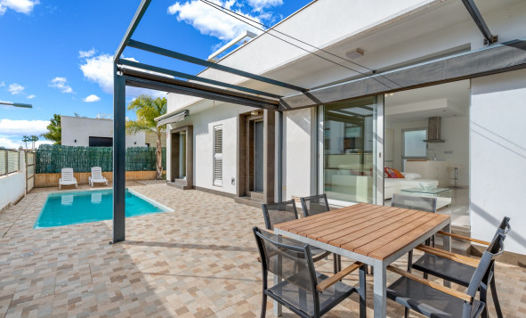 Herverkoop - 3. Vrijstaande villa - Ciudad Quesada - Costa Blanca Zuid