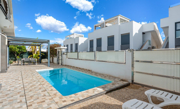 Herverkoop - 3. Vrijstaande villa - Ciudad Quesada - Costa Blanca Zuid