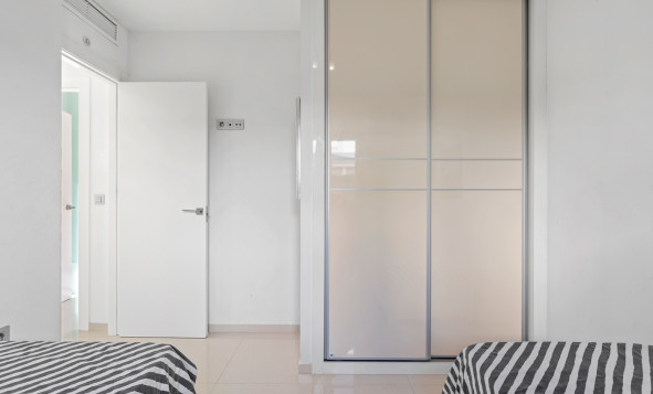 Herverkoop - 3. Vrijstaande villa - Ciudad Quesada - La Laguna