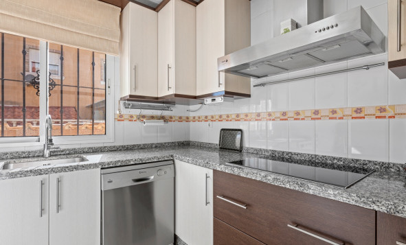 Herverkoop - 4. Halfvrijstaande villa - Ciudad Quesada - Costa Blanca Zuid