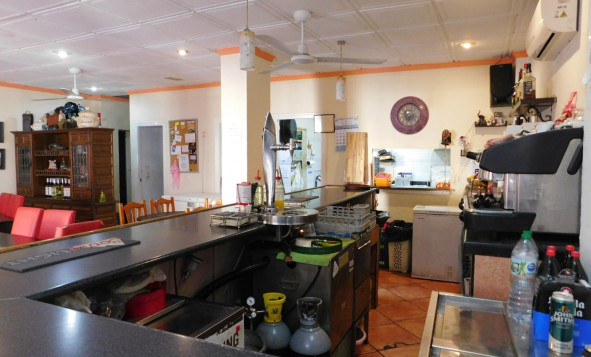 Resale - Commercial property - San Miguel de Salinas - Costa Blanca South