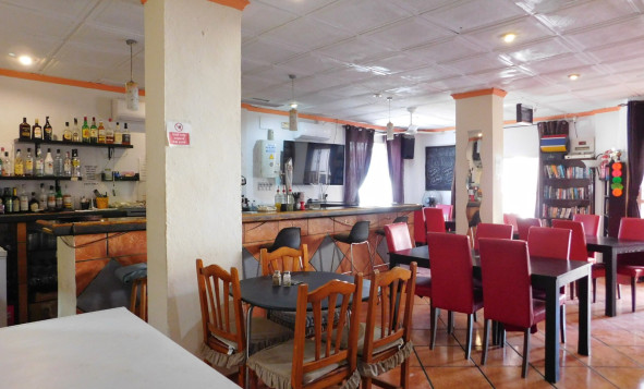 Resale - Commercial property - San Miguel de Salinas - Costa Blanca South