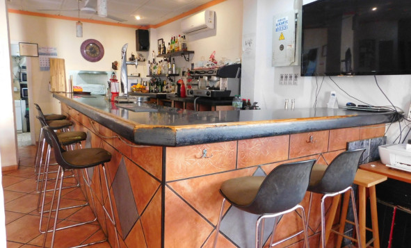 Resale - Commercial property - San Miguel de Salinas - Costa Blanca South