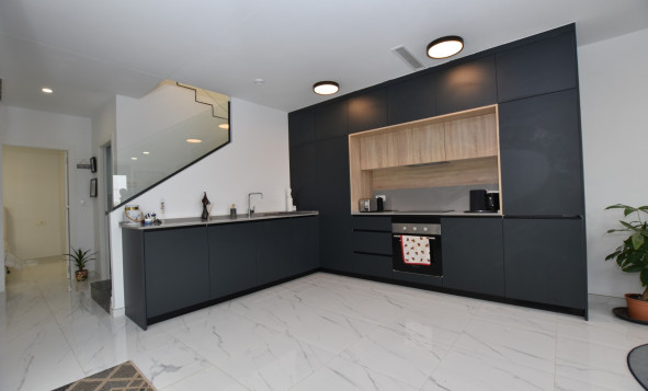 Herverkoop - 3. Vrijstaande villa - Los Montesinos - Costa Blanca Zuid