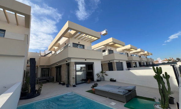 Herverkoop - 3. Vrijstaande villa - Los Montesinos - Costa Blanca Zuid