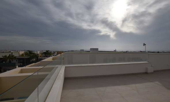 Herverkoop - 3. Vrijstaande villa - Los Montesinos - Costa Blanca Zuid