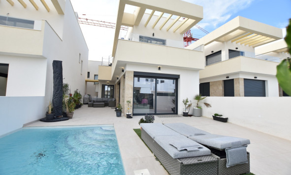 Herverkoop - 3. Vrijstaande villa - Los Montesinos - Costa Blanca Zuid