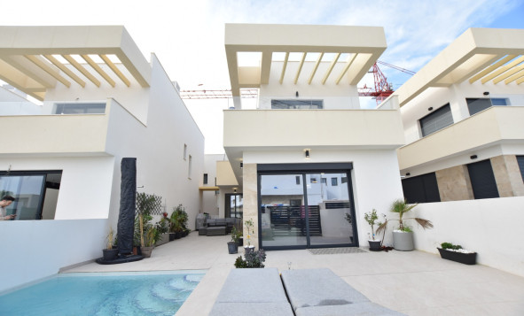 Herverkoop - 3. Vrijstaande villa - Los Montesinos - Costa Blanca Zuid