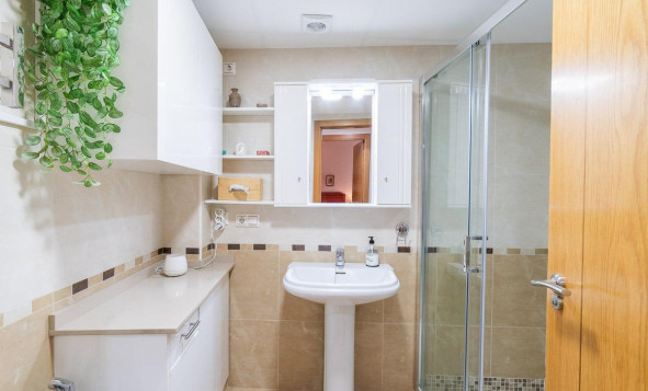 Herverkoop - 1. Appartement / flat - Torrevieja - Costa Blanca Zuid