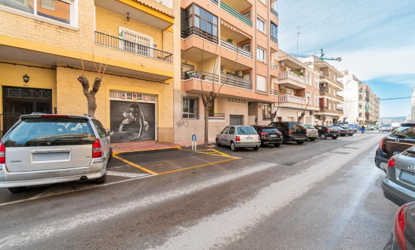 Herverkoop - 1. Appartement / flat - Torrevieja - Costa Blanca Zuid