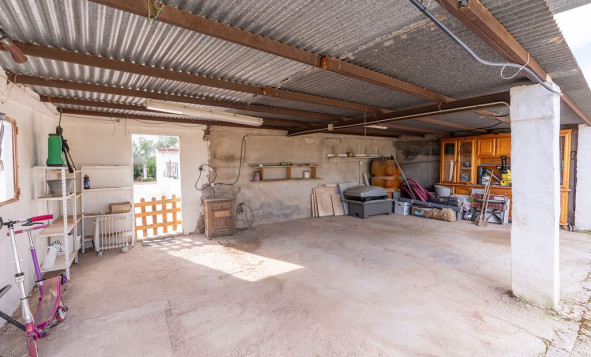 Resale - 6. Detached villa - Hondón de las Nieves - Costa Blanca South