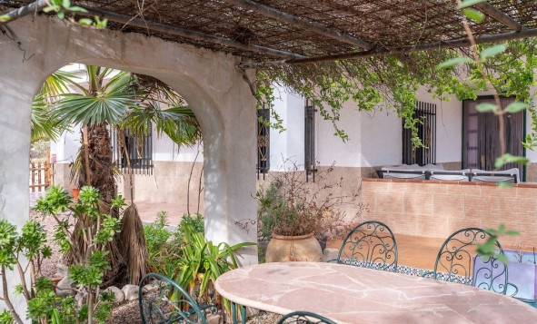 Resale - 6. Detached villa - Hondón de las Nieves - Costa Blanca South